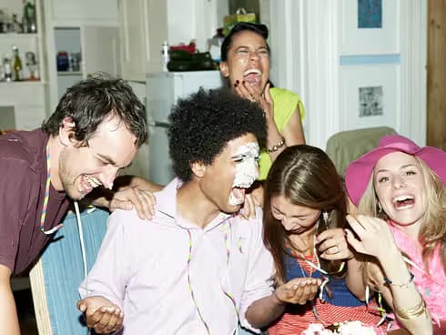 L’adultescenza: perché crescere è diventato così complicato?